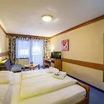 מלון Sport- Und Vitalhotel Seppl 4*