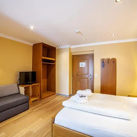 Hotel Sport- Und Vitalhotel Seppl 4*