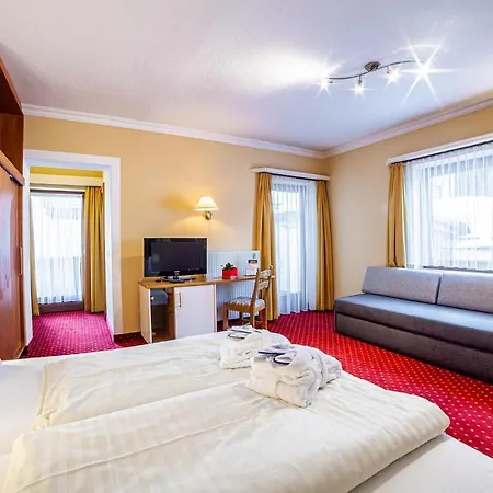 Sport- Und Vitalhotel Seppl מלון 4*